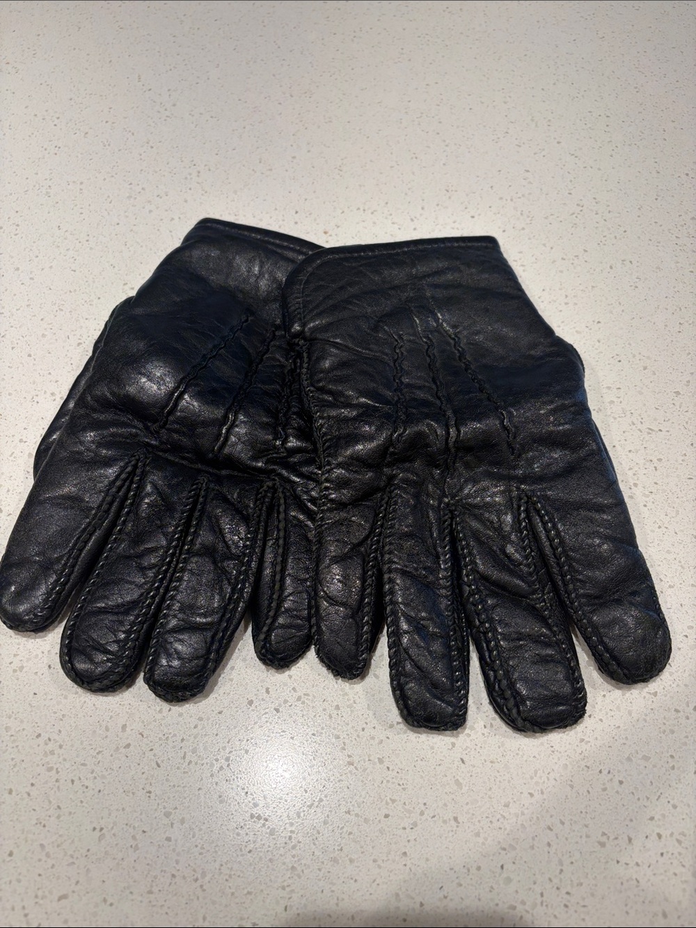 Men's Black Leather Gloves - Classic Style